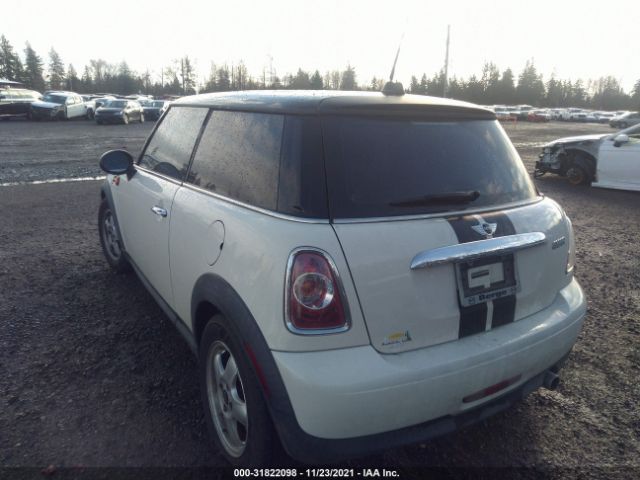 Photo 2 VIN: WMWSU3C5XBT182102 - MINI COOPER HARDTOP 