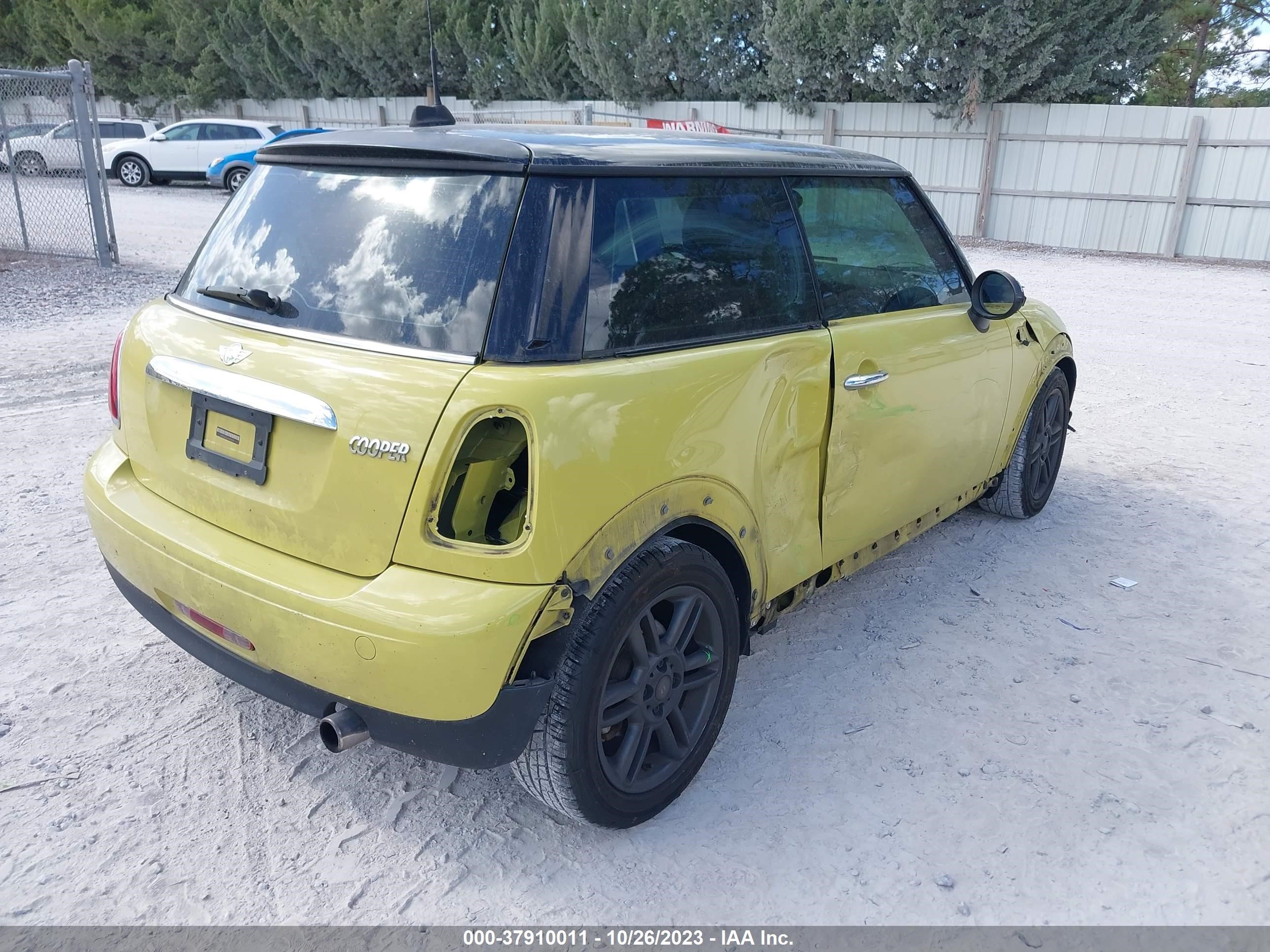 Photo 3 VIN: WMWSU3C5XBTX95921 - MINI HARD TOP 