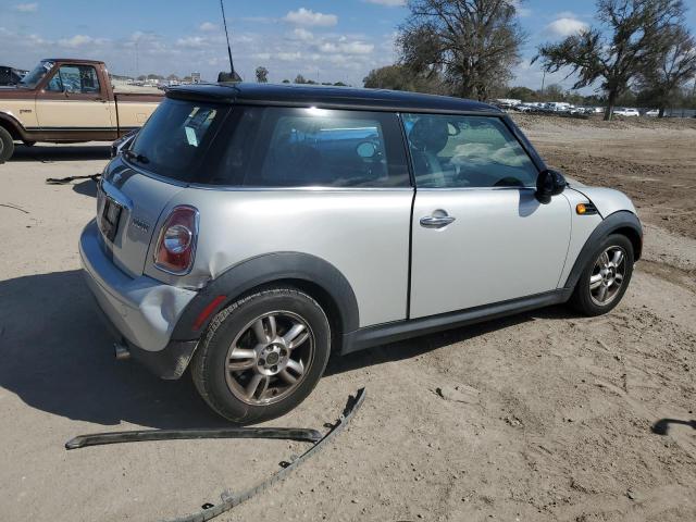 Photo 2 VIN: WMWSU3C5XCT185048 - MINI COOPER 