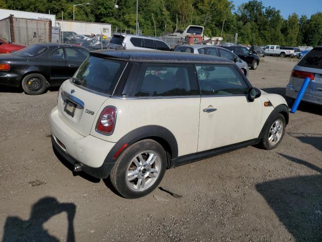 Photo 2 VIN: WMWSU3C5XCT257009 - MINI COOPER 