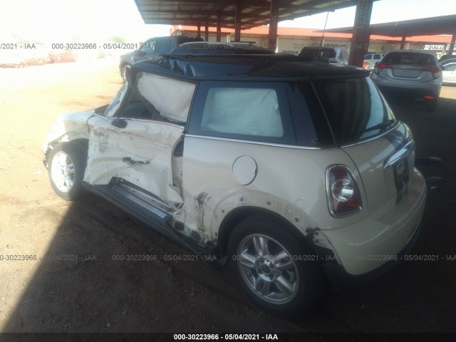 Photo 2 VIN: WMWSU3C5XCT261173 - MINI COOPER HARDTOP 