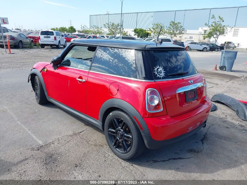 Photo 2 VIN: WMWSU3C5XDT546215 - MINI COOPER 