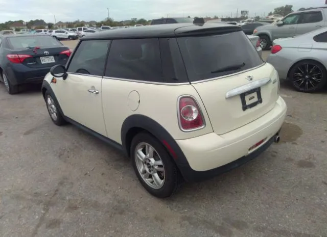 Photo 2 VIN: WMWSU3C5XDT689391 - MINI COOPER HARDTOP 