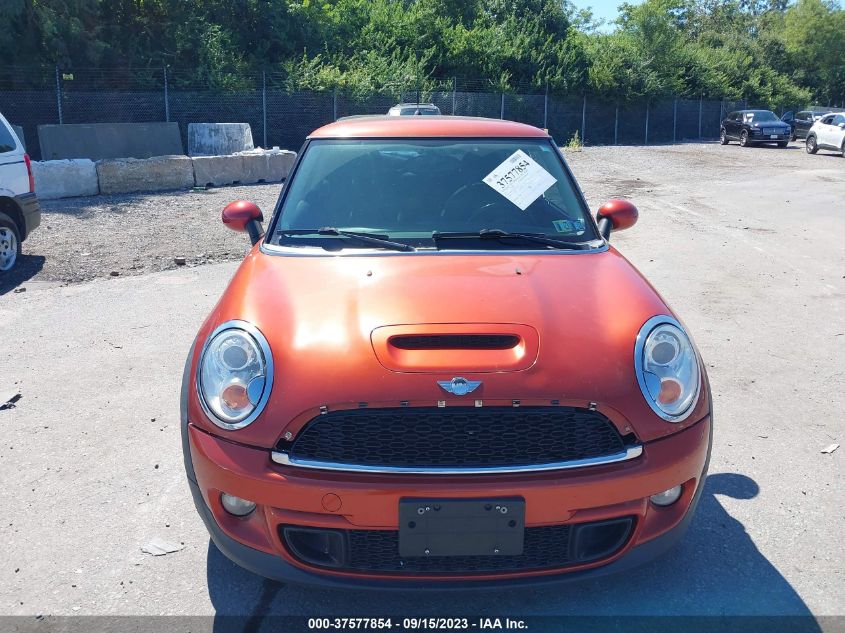 Photo 5 VIN: WMWSV3C50BTY25196 - MINI COOPER 