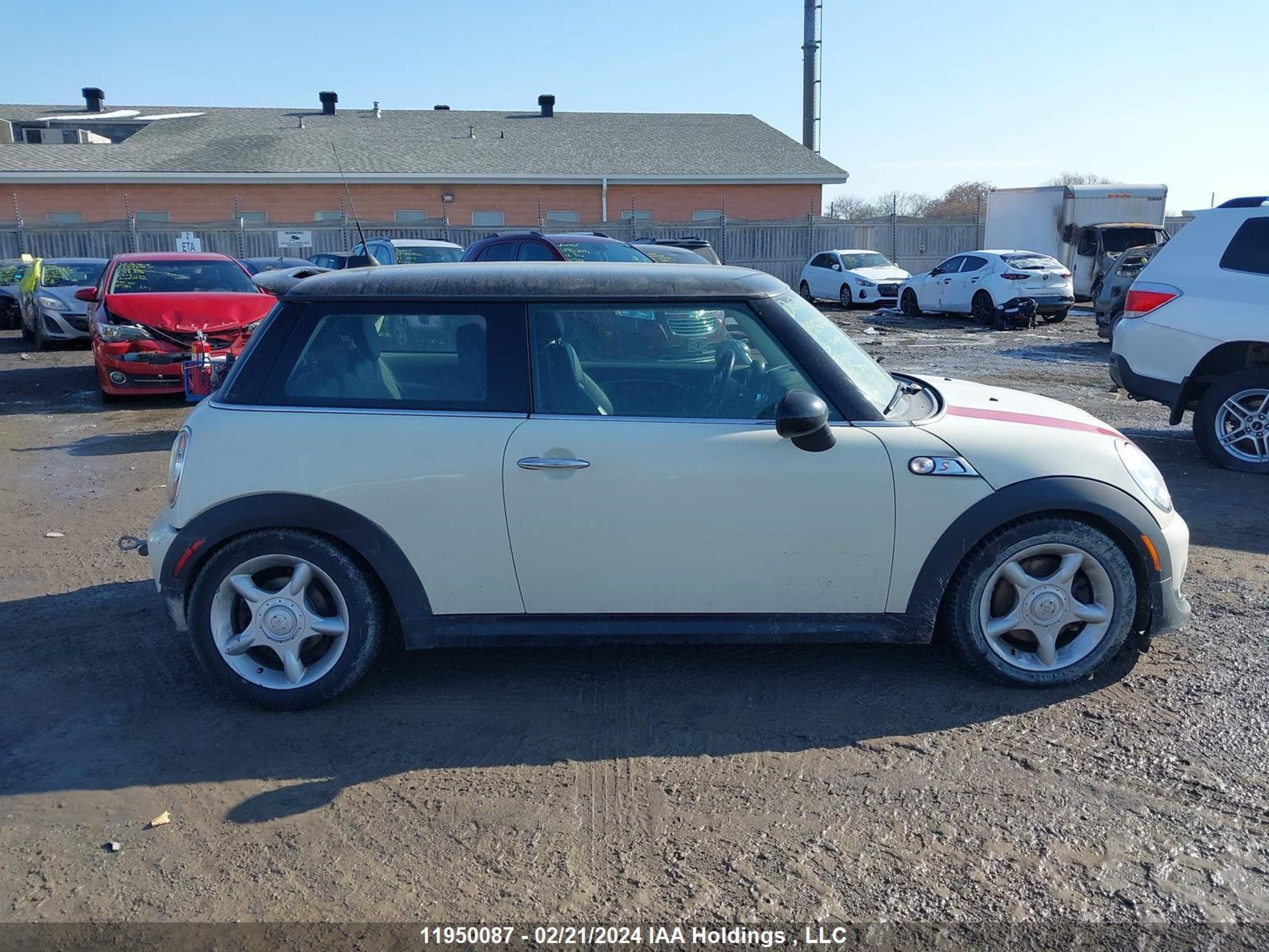 Photo 12 VIN: WMWSV3C50DTY29896 - MINI COOPER 