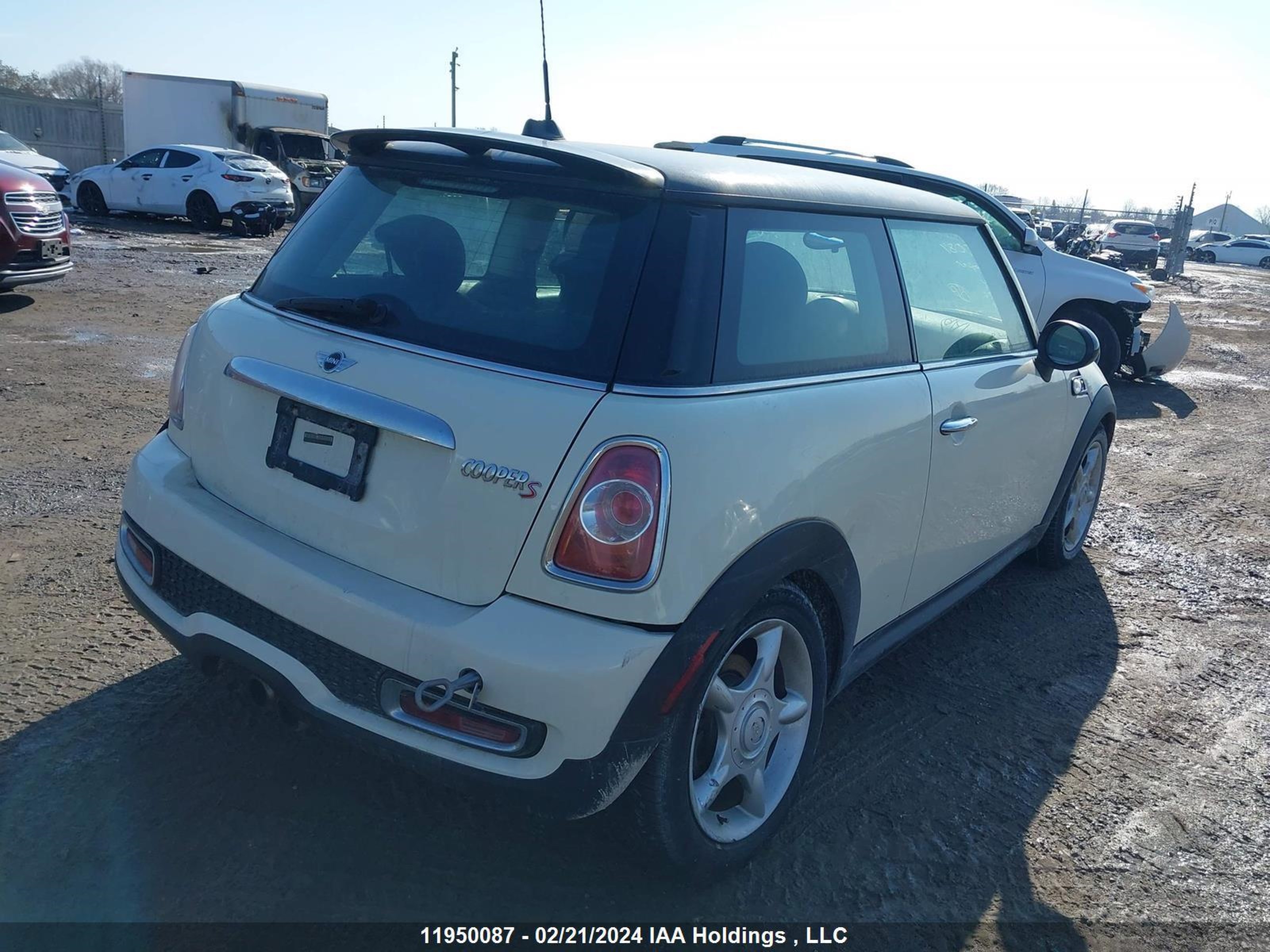 Photo 3 VIN: WMWSV3C50DTY29896 - MINI COOPER 