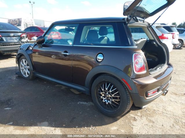 Photo 2 VIN: WMWSV3C51BTY15258 - MINI COOPER S 