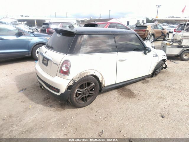 Photo 3 VIN: WMWSV3C51BTY21559 - MINI COOPER S 