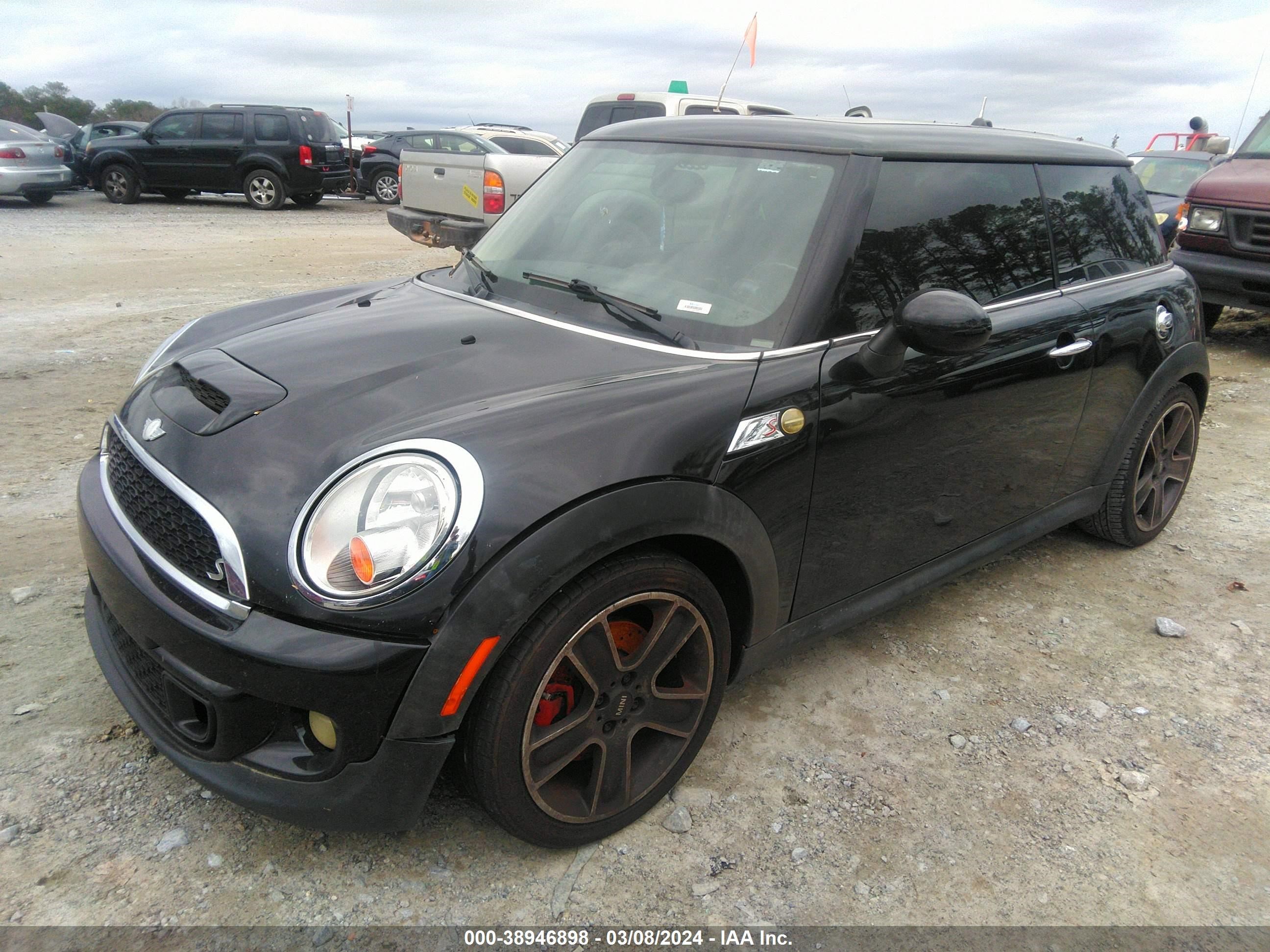 Photo 1 VIN: WMWSV3C51CT387449 - MINI COOPER 