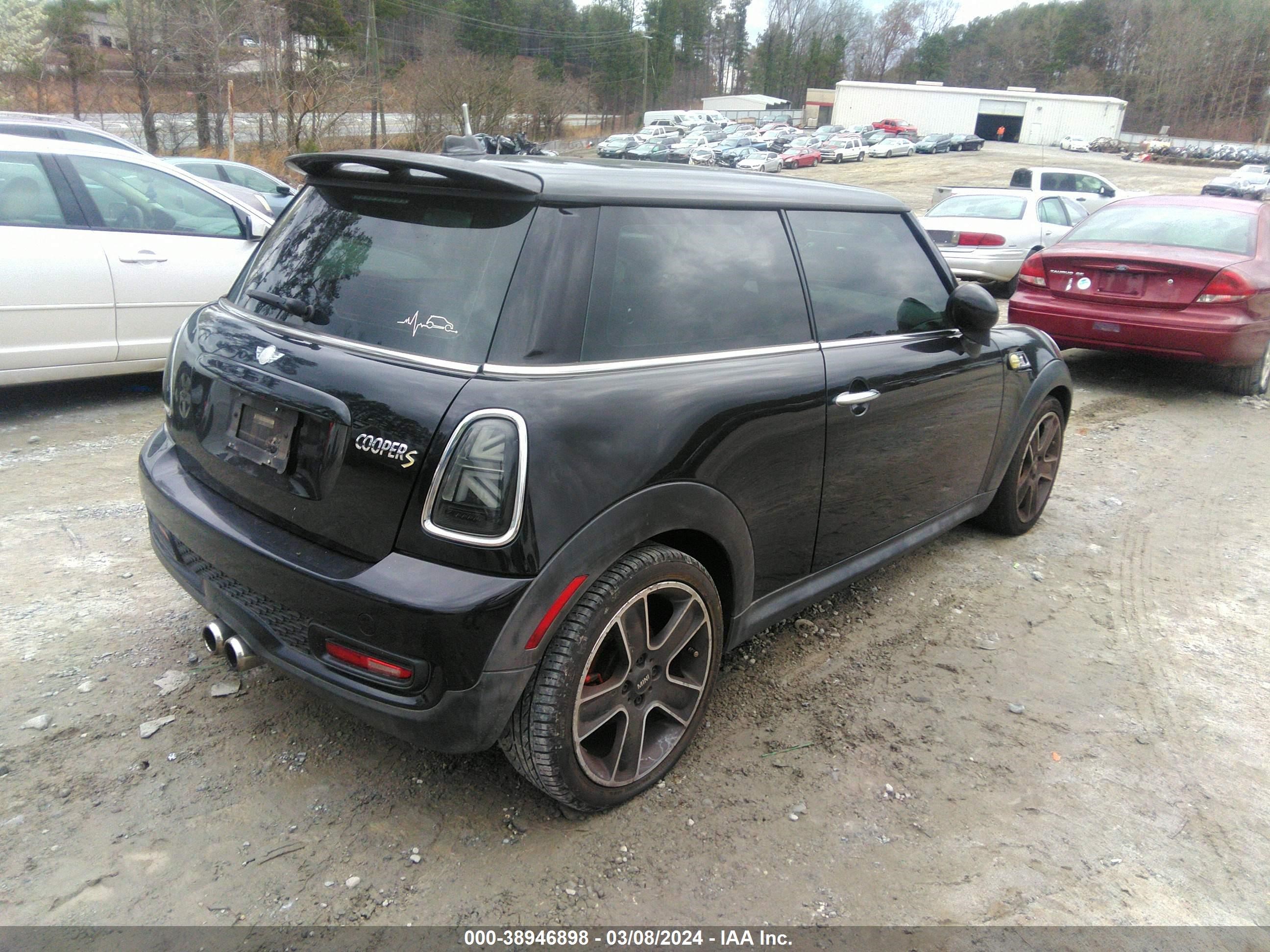 Photo 3 VIN: WMWSV3C51CT387449 - MINI COOPER 