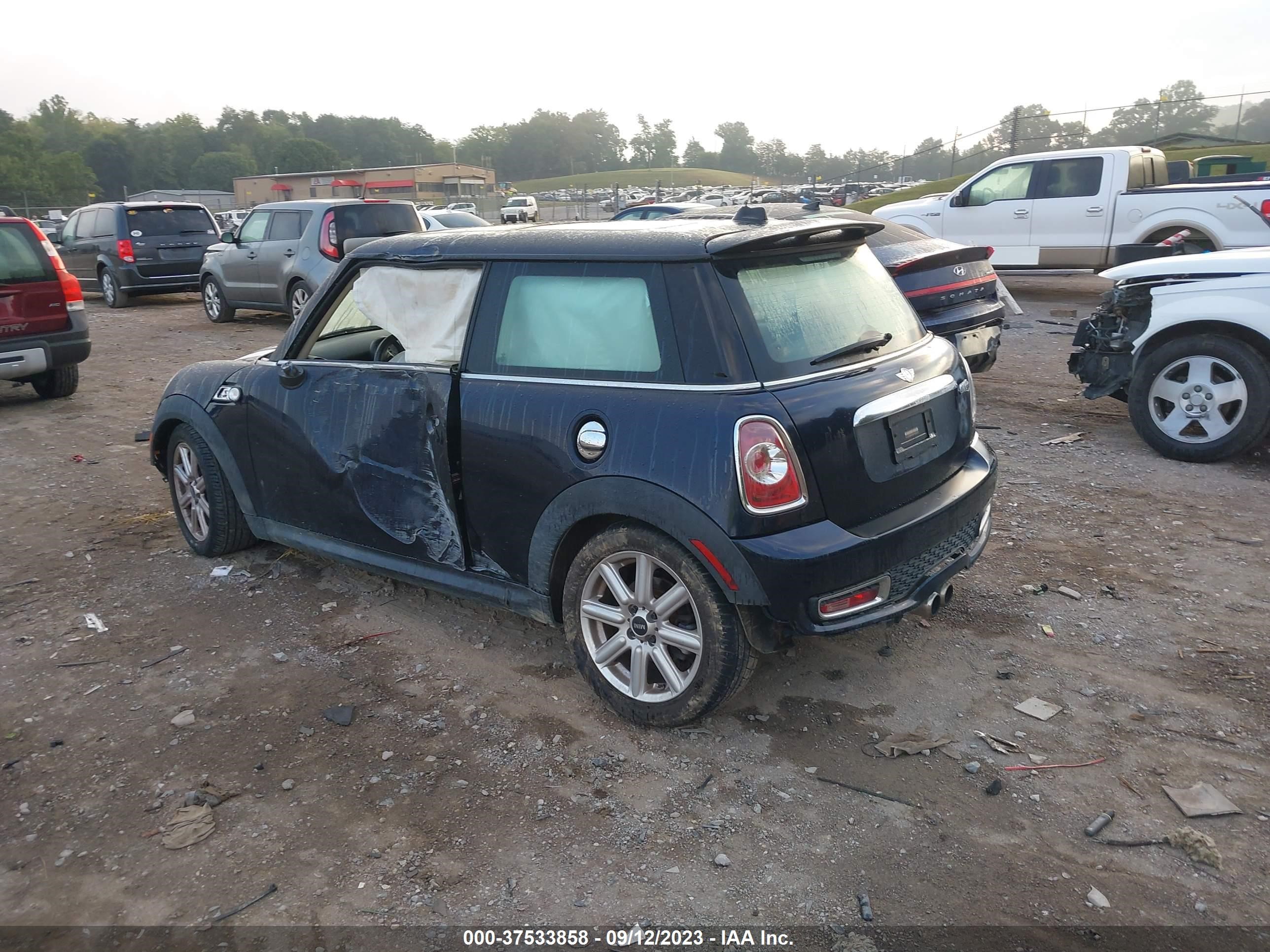 Photo 2 VIN: WMWSV3C51DT396119 - MINI HARD TOP 