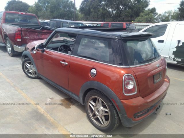 Photo 2 VIN: WMWSV3C52BTY22543 - MINI COOPER HARDTOP 