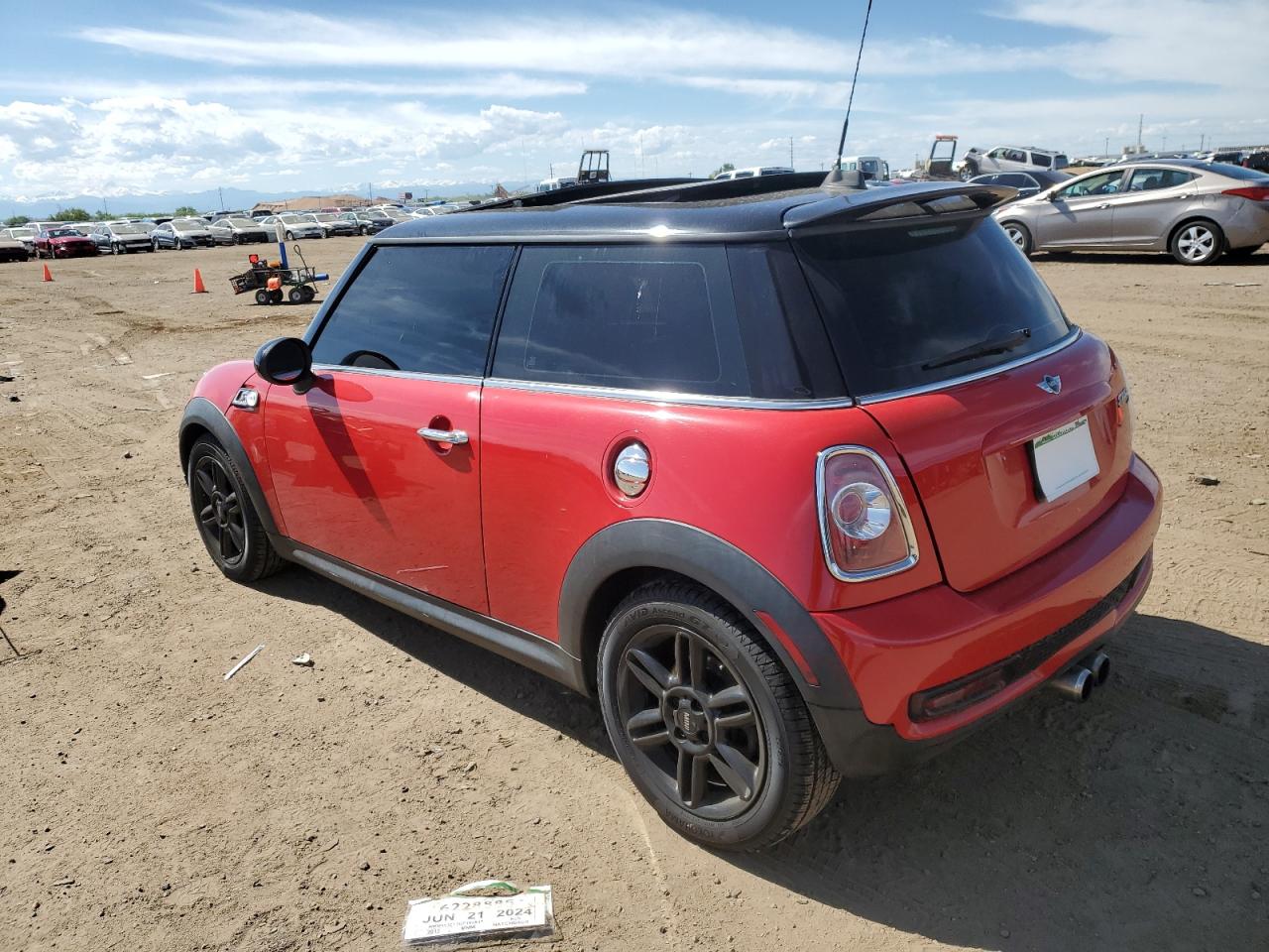 Photo 1 VIN: WMWSV3C52DT394847 - MINI COOPER 