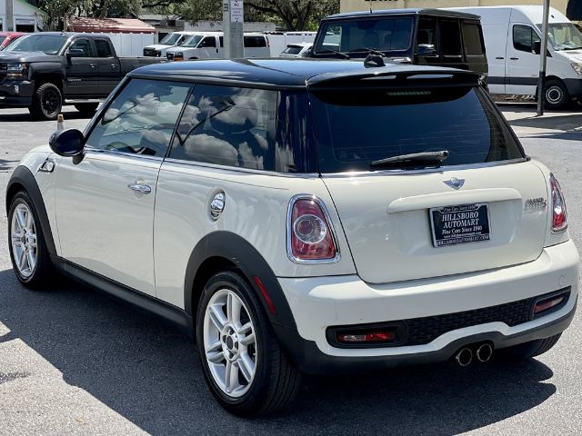 Photo 9 VIN: WMWSV3C53BTY12944 - MINI COOPER HARDTOP 