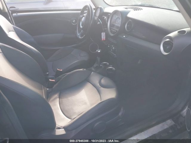 Photo 4 VIN: WMWSV3C53BTY21997 - MINI COOPER S 