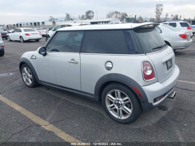 Photo 2 VIN: WMWSV3C53CTY27560 - MINI COOPER S 