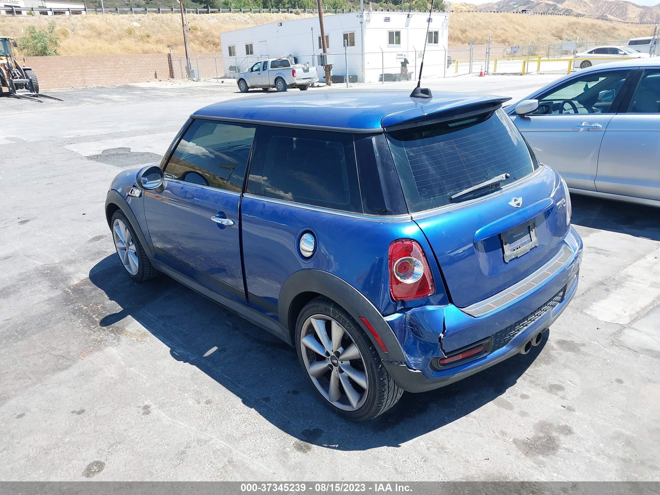 Photo 2 VIN: WMWSV3C54CTY16583 - MINI HARD TOP 