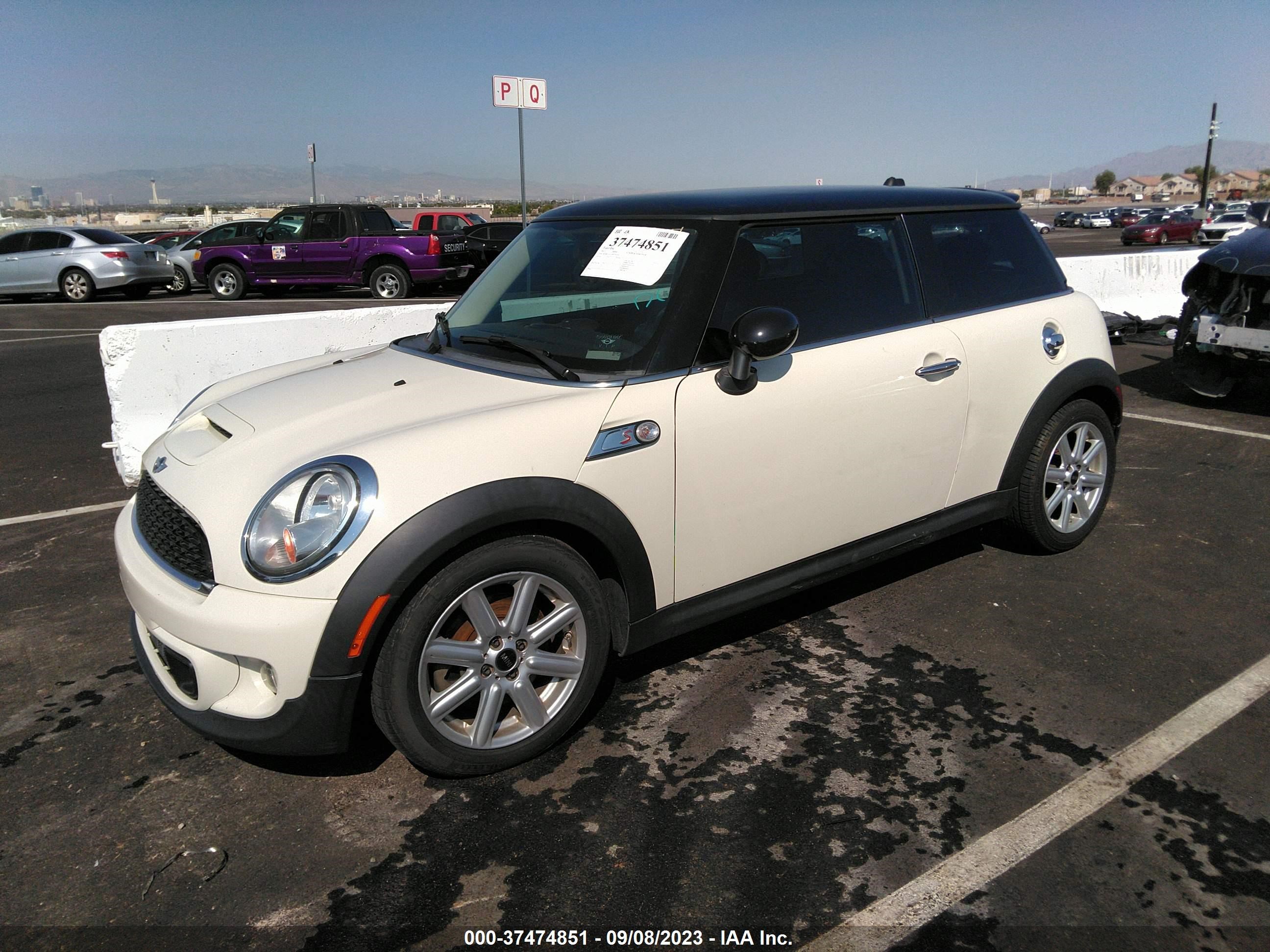 Photo 1 VIN: WMWSV3C54DT390380 - MINI HARD TOP 