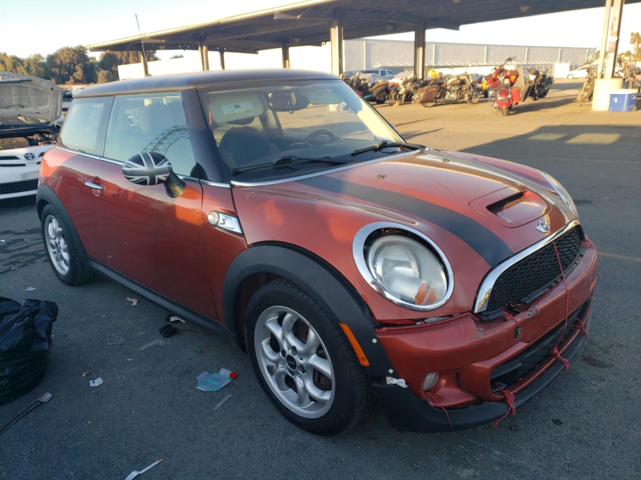 Photo 3 VIN: WMWSV3C55BTY22732 - MINI COOPER 