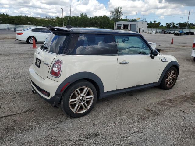 Photo 2 VIN: WMWSV3C55CT386143 - MINI COOPER S 