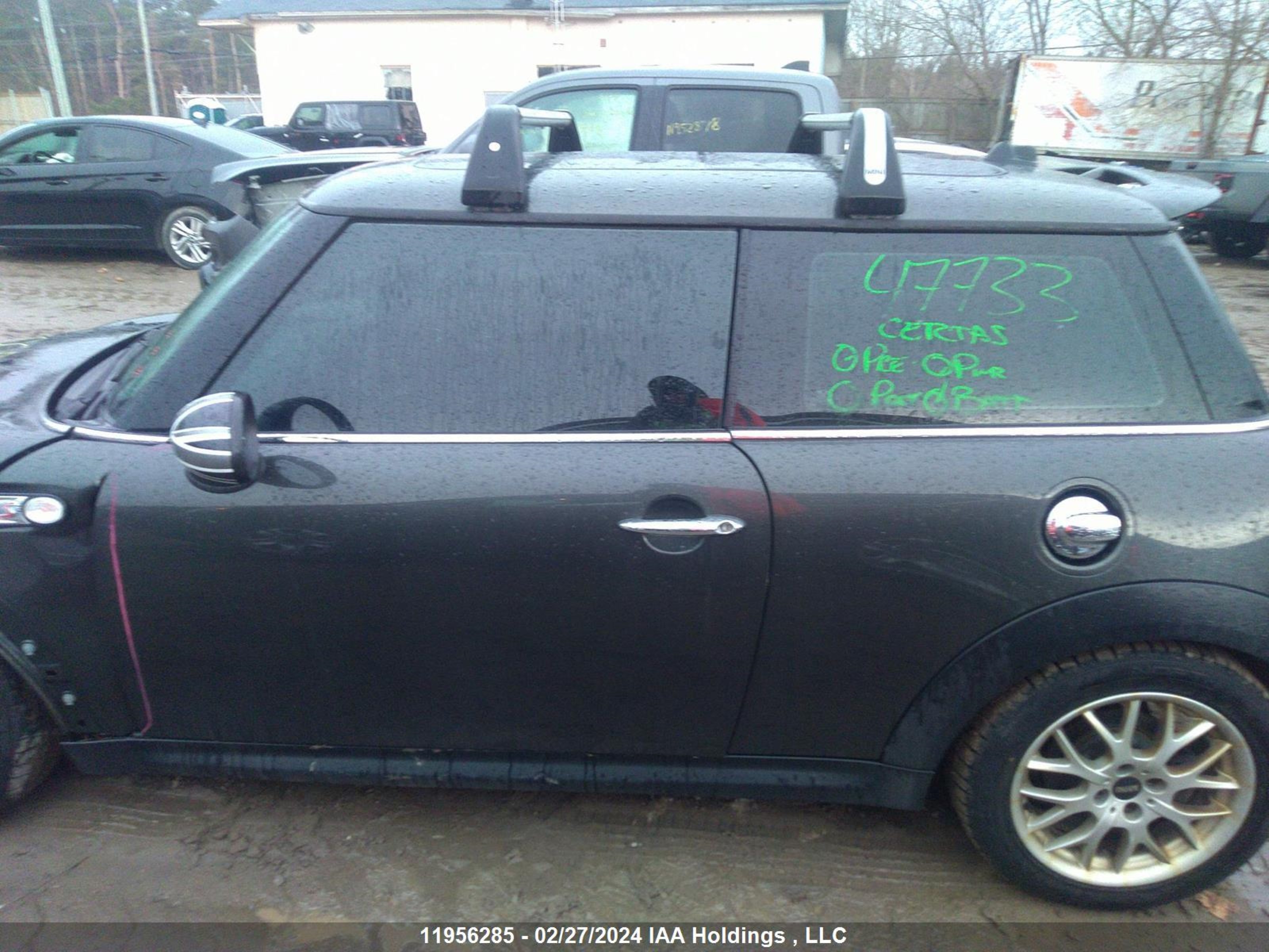 Photo 14 VIN: WMWSV3C55CTY25566 - MINI COOPER 