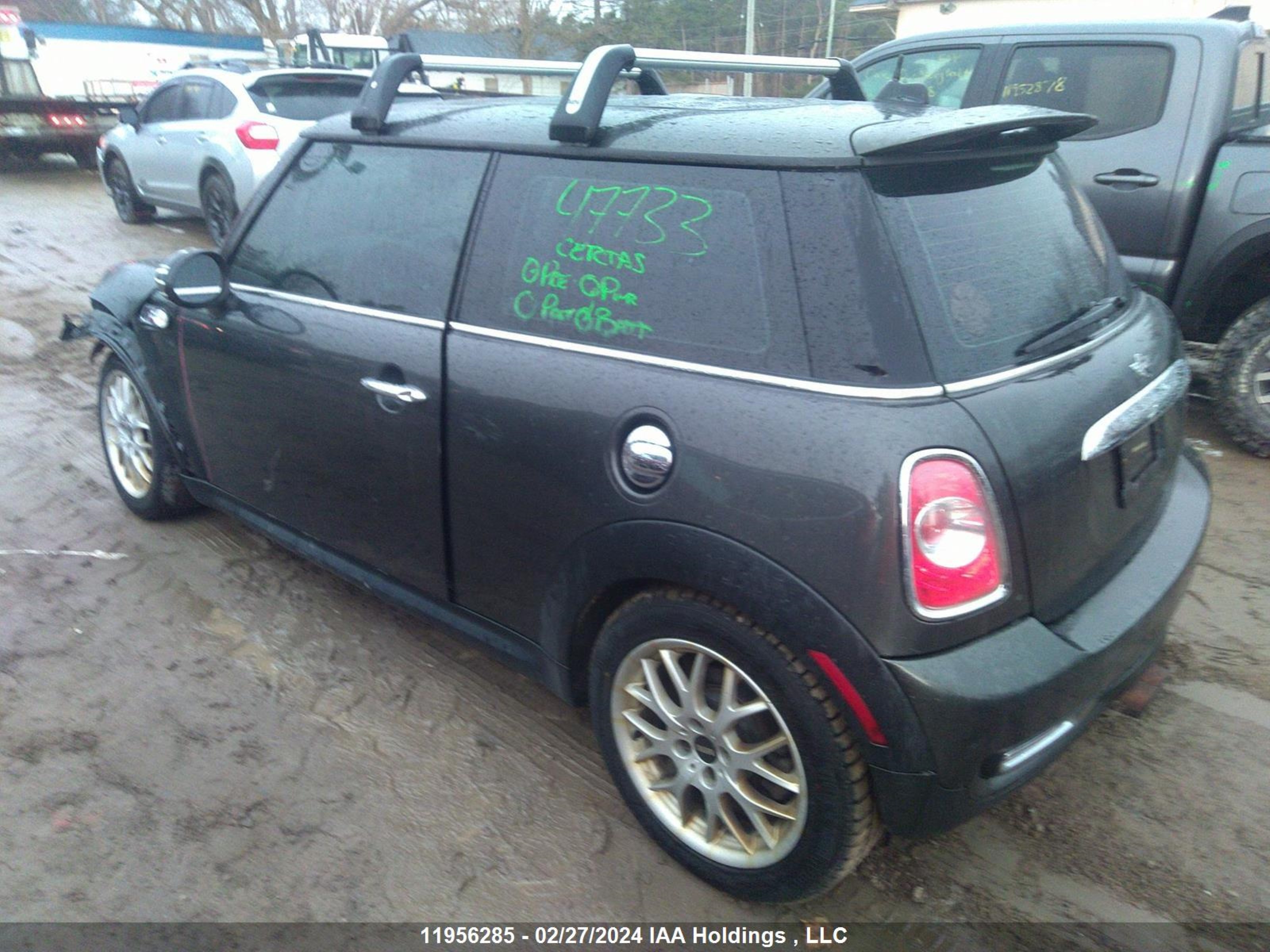 Photo 2 VIN: WMWSV3C55CTY25566 - MINI COOPER 