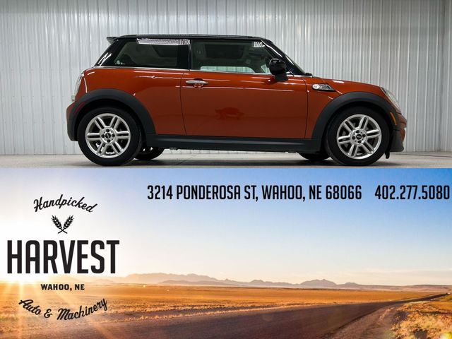 Photo 4 VIN: WMWSV3C56BTY13179 - MINI COOPER HARDTOP 