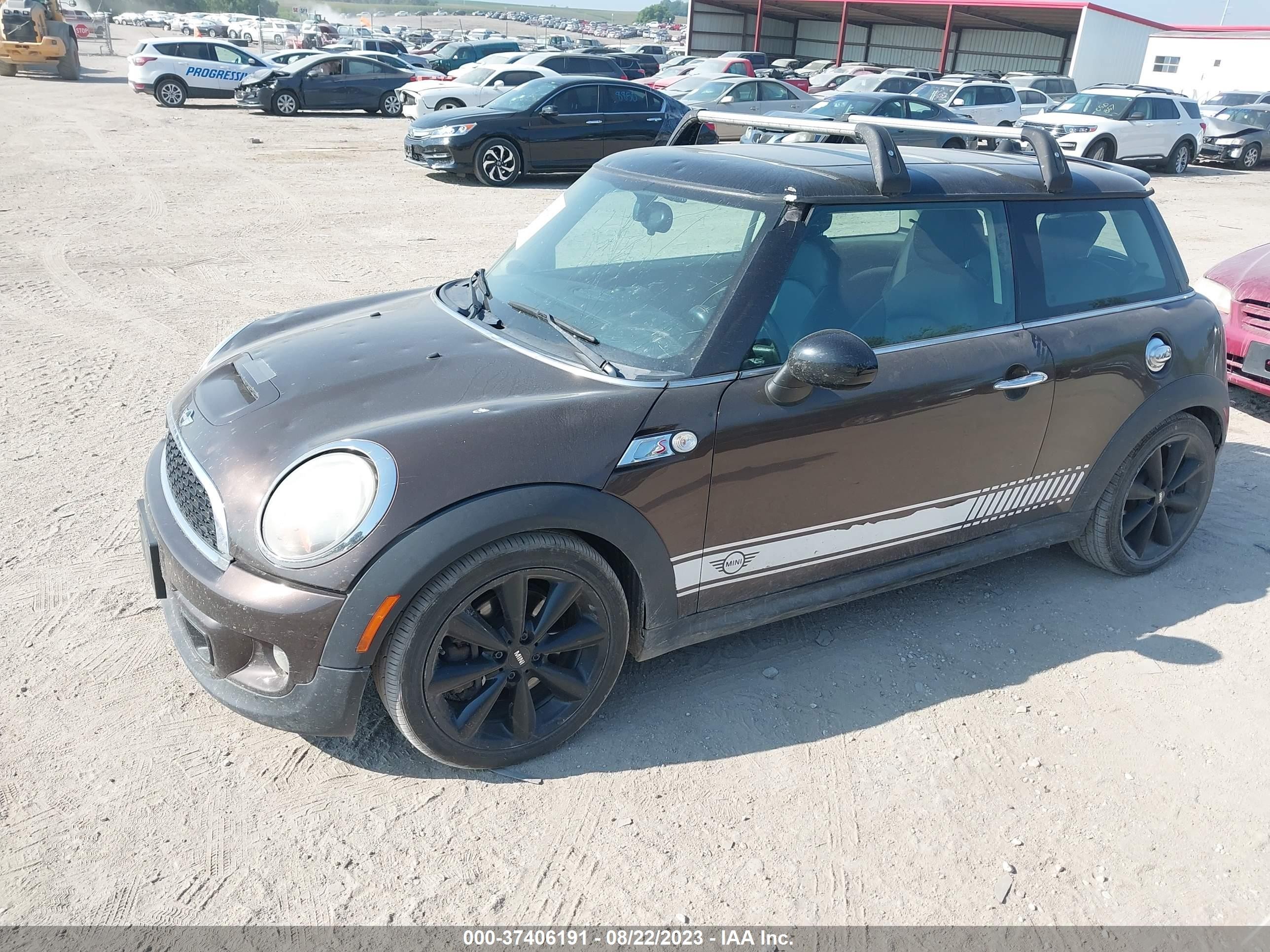 Photo 1 VIN: WMWSV3C57BTY22540 - MINI HARD TOP 