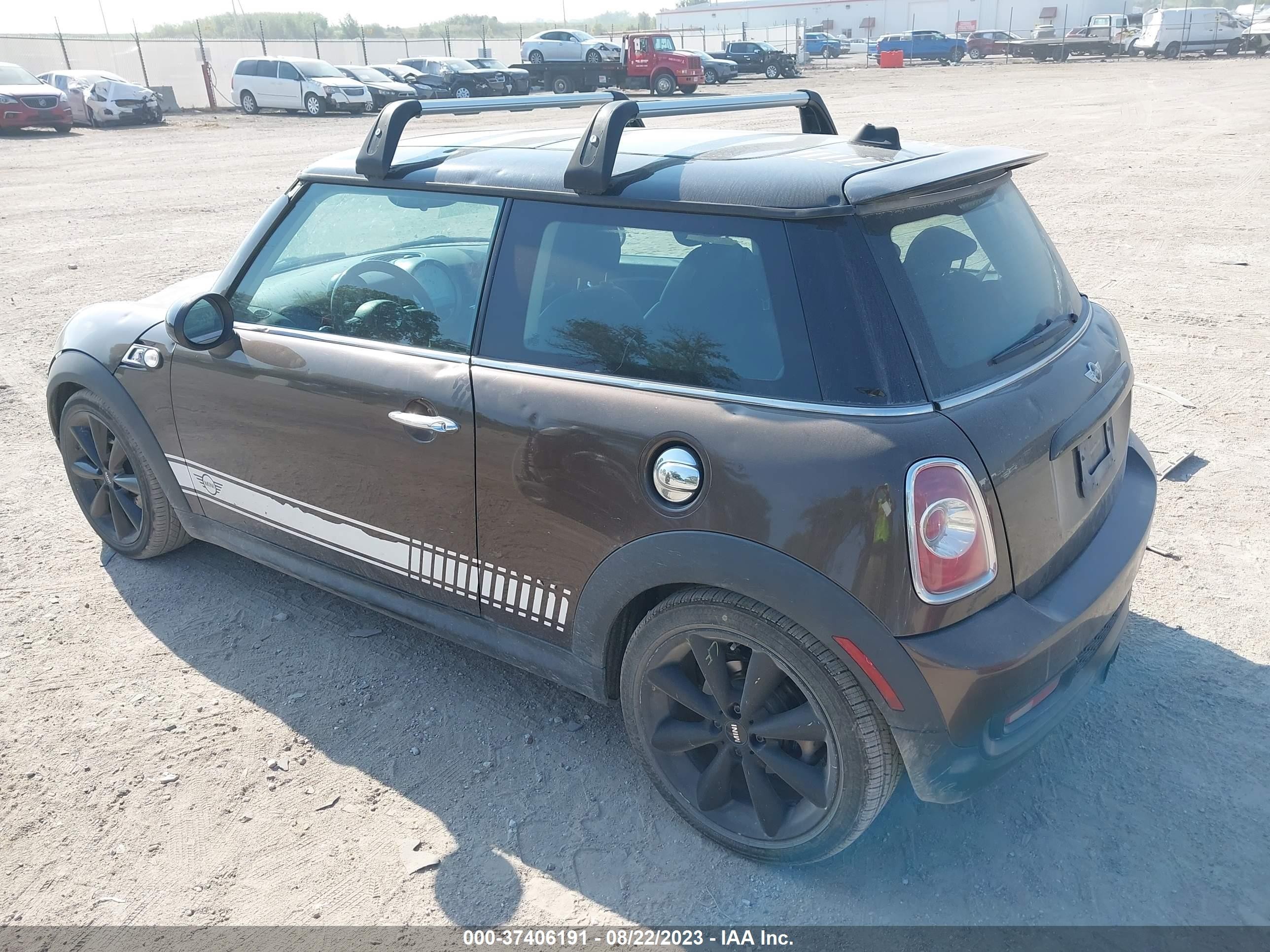 Photo 2 VIN: WMWSV3C57BTY22540 - MINI HARD TOP 