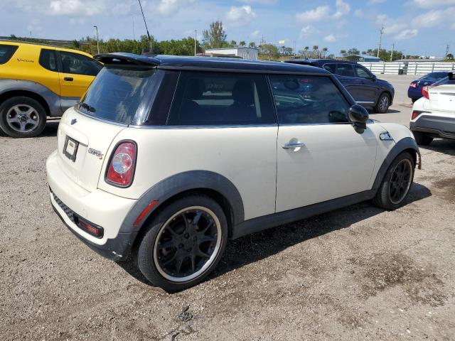 Photo 2 VIN: WMWSV3C57CTY17811 - MINI COOPER 