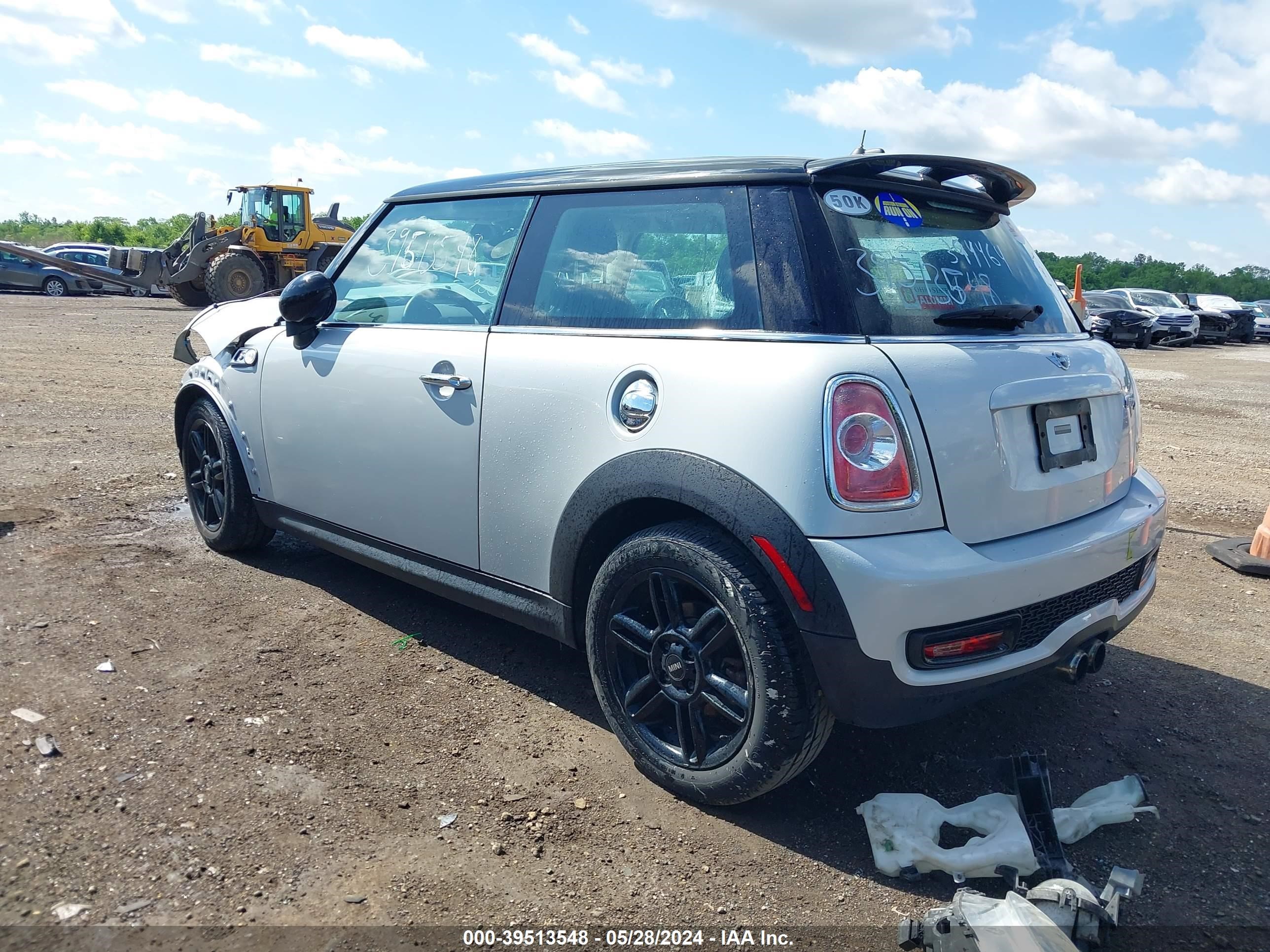 Photo 2 VIN: WMWSV3C58DT394464 - MINI HARD TOP 