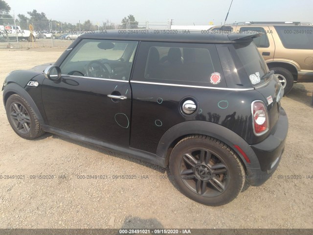 Photo 2 VIN: WMWSV3C59BTY10857 - MINI COOPER HARDTOP 