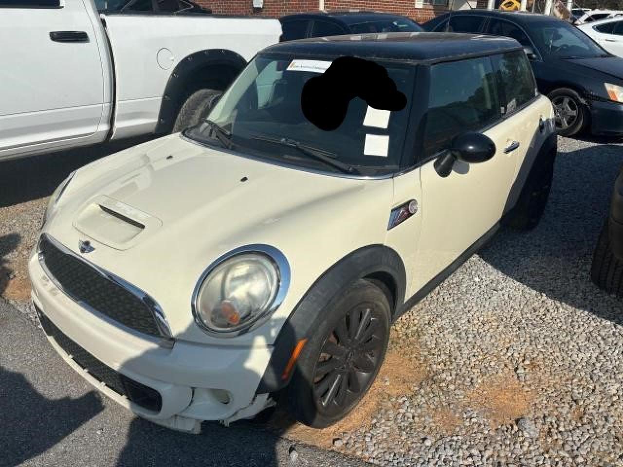 Photo 2 VIN: WMWSV3C59BTY20403 - MINI COOPER 