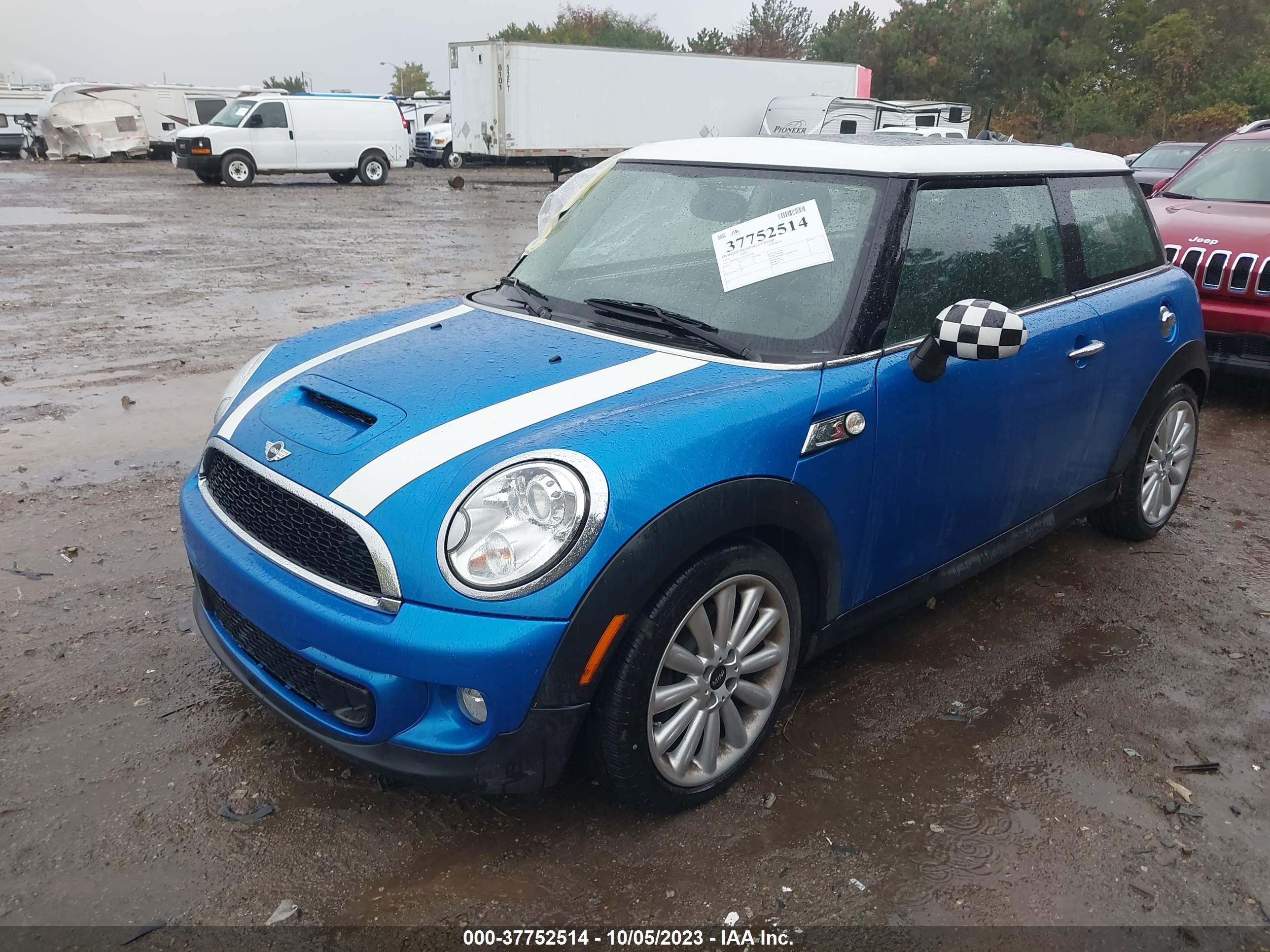 Photo 1 VIN: WMWSV3C59CTY27580 - MINI HARD TOP 