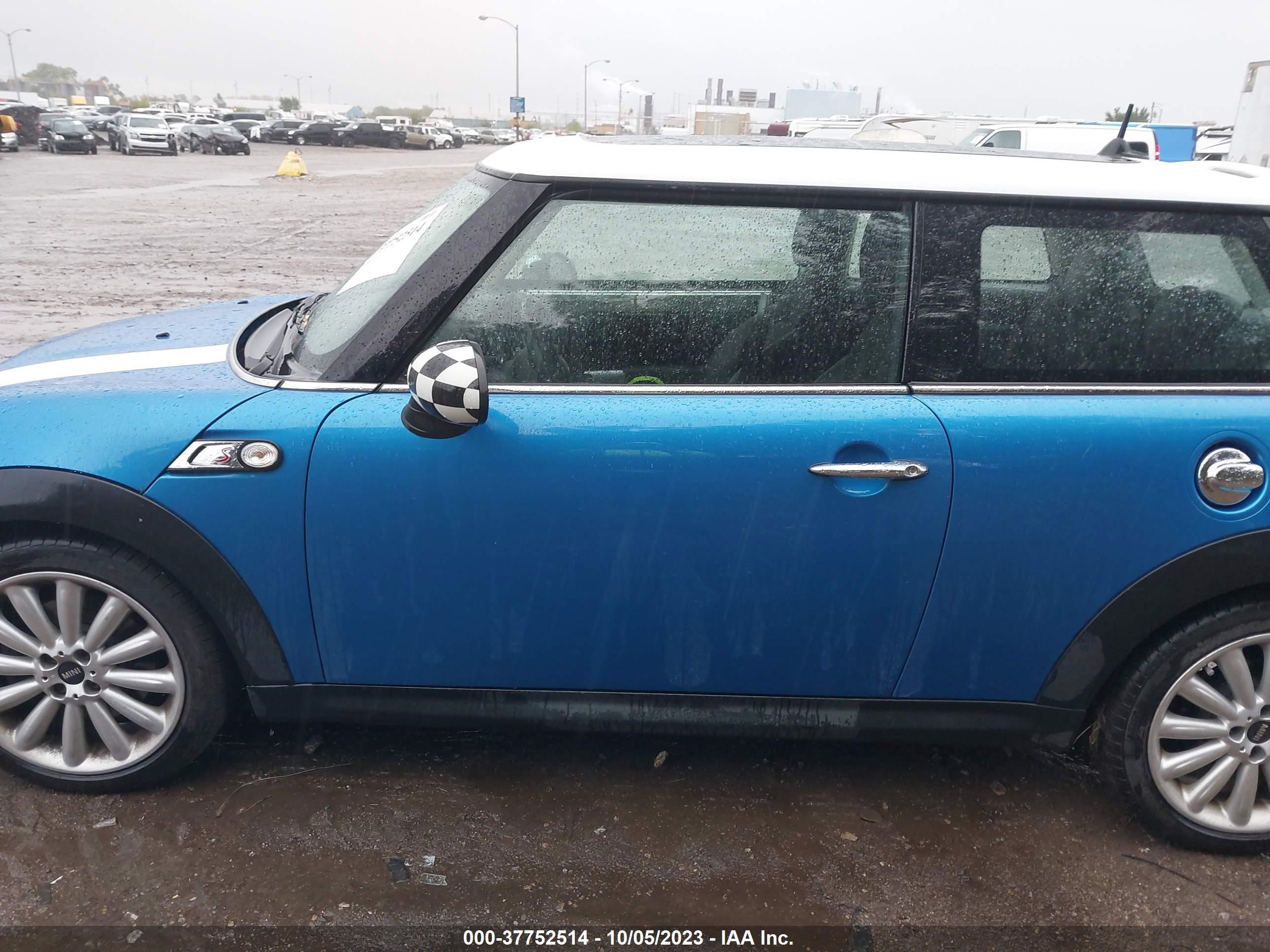 Photo 13 VIN: WMWSV3C59CTY27580 - MINI HARD TOP 