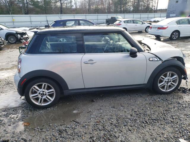 Photo 2 VIN: WMWSV3C5XBTY11032 - MINI COOPER 