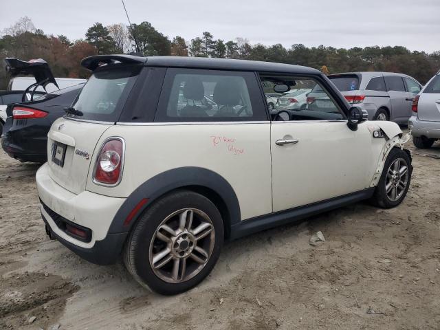 Photo 2 VIN: WMWSV3C5XBTY24539 - MINI COOPER 