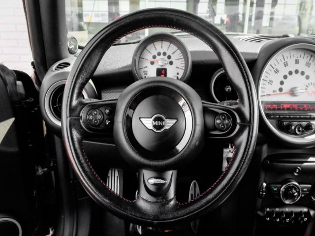 Photo 9 VIN: WMWSV3C5XDT477880 - MINI COOPER HARDTOP 