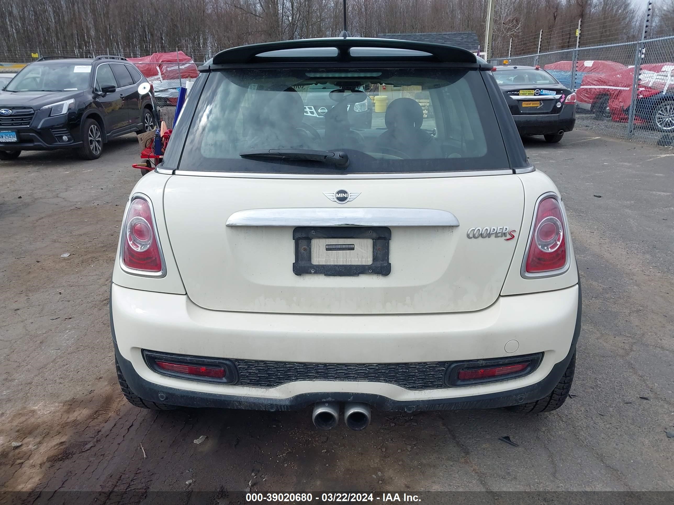 Photo 16 VIN: WMWSV3C5XDT478429 - MINI HARD TOP 