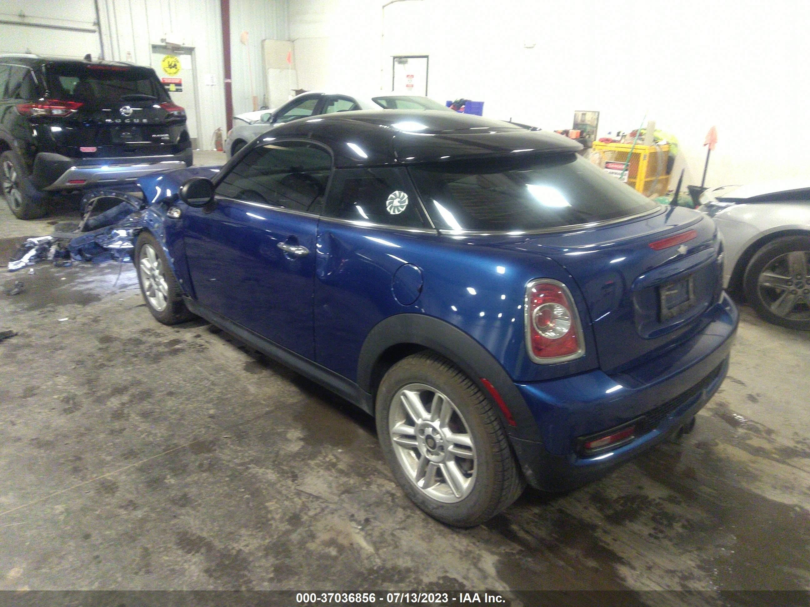 Photo 2 VIN: WMWSX3C51CT155489 - MINI COUPE 