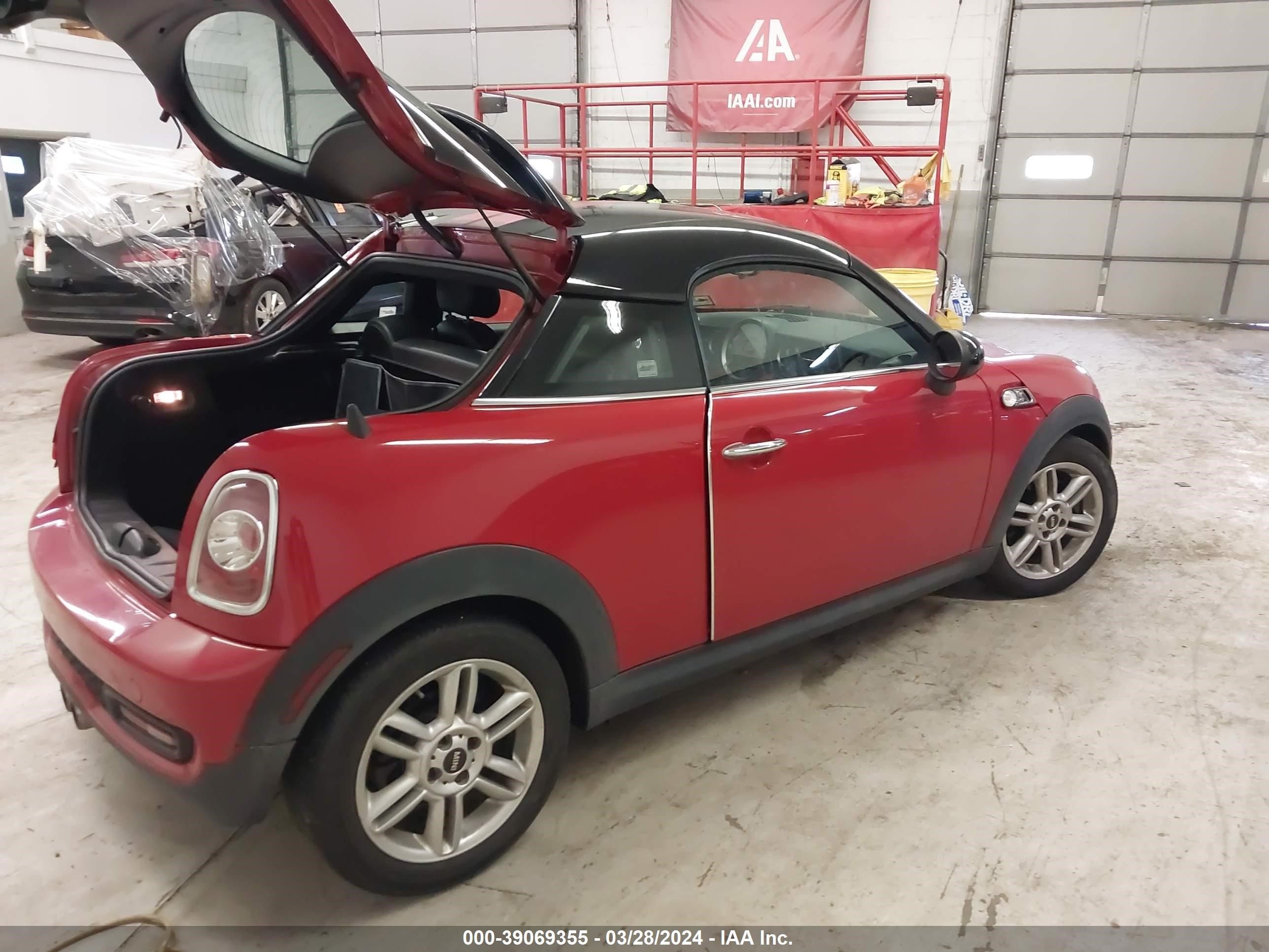 Photo 3 VIN: WMWSX3C56DT408663 - MINI COUPE 