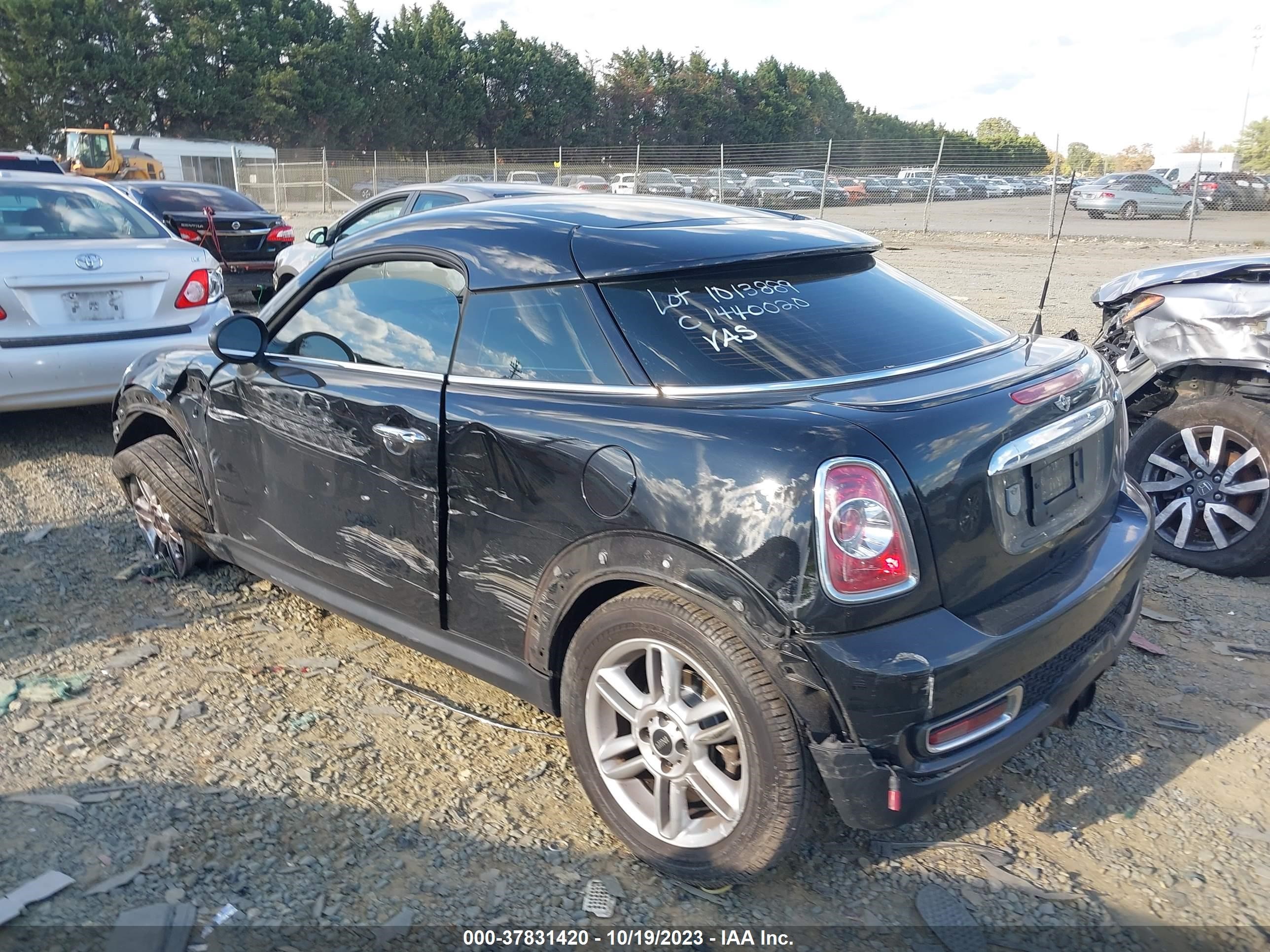 Photo 2 VIN: WMWSX3C5XCT155409 - MINI COUPE 