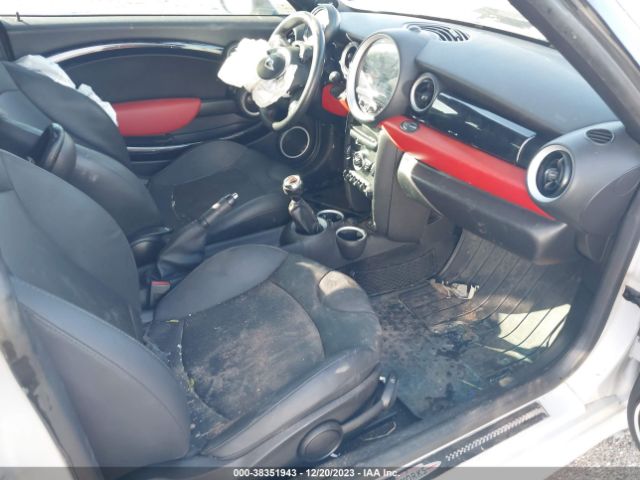 Photo 4 VIN: WMWSX9C54DT655148 - MINI COUPE 