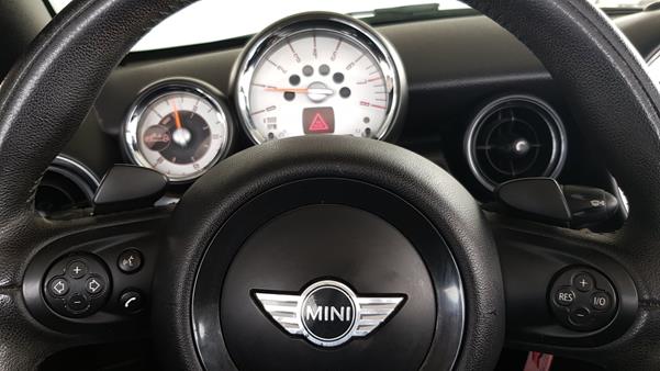 Photo 21 VIN: WMWSY3109DT561722 - MINI COOPER 