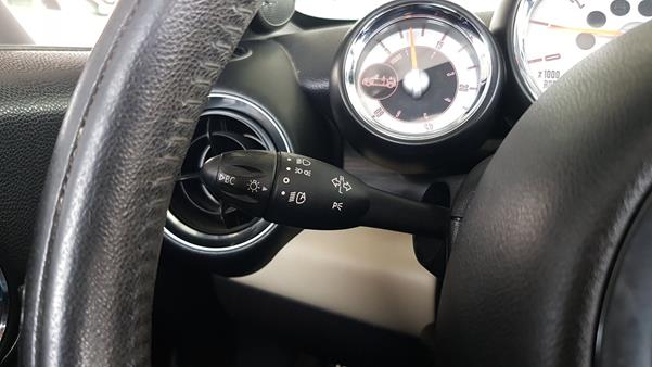 Photo 22 VIN: WMWSY3109DT561722 - MINI COOPER 