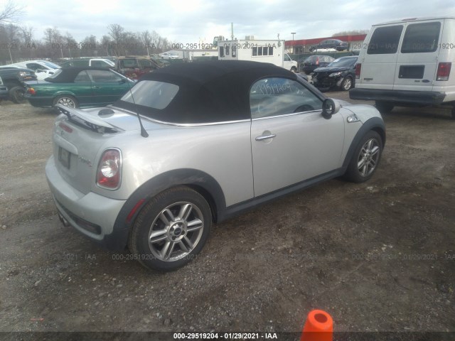 Photo 3 VIN: WMWSY3C55CT144895 - MINI COOPER ROADSTER 