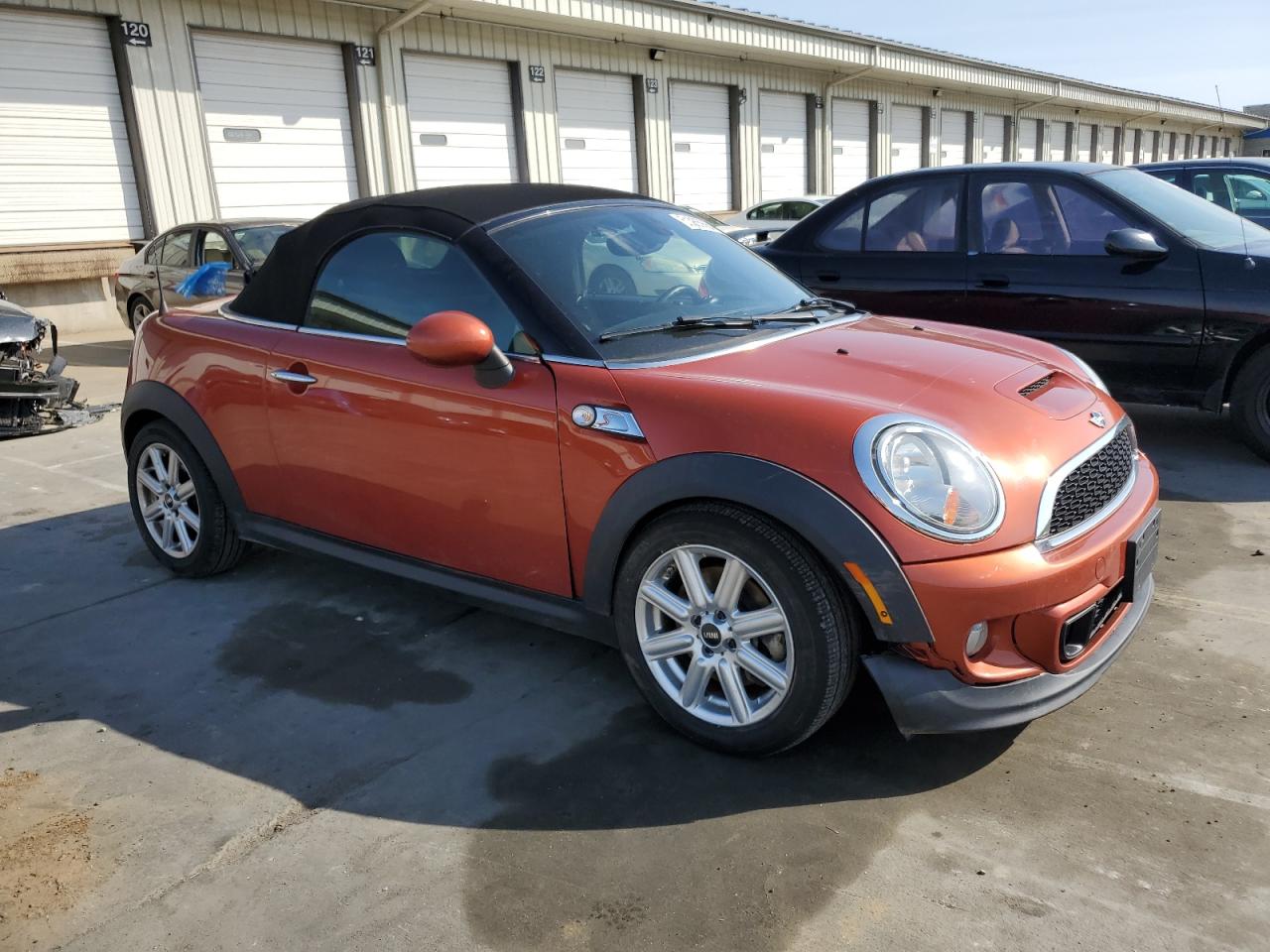 Photo 3 VIN: WMWSY3C56DT594329 - MINI COOPER 