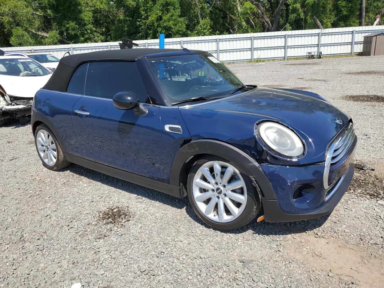 Photo 3 VIN: WMWWG5C33H3D00263 - MINI COOPER 