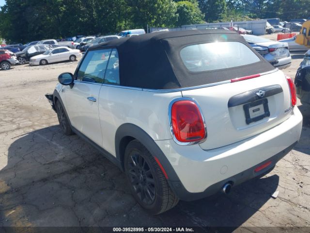 Photo 2 VIN: WMWWG5C52H3A81331 - MINI COOPER CONVERTIBLE 