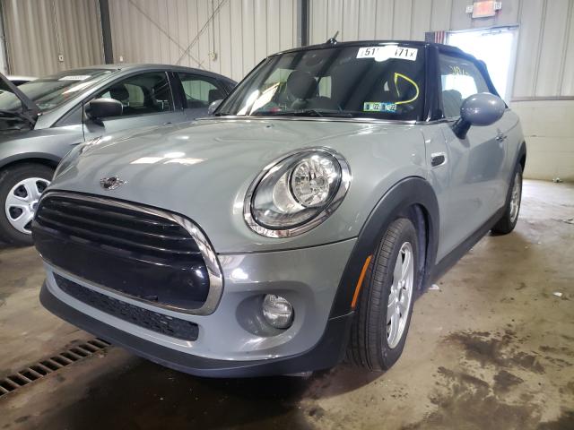 Photo 1 VIN: WMWWG5C55J3C68746 - MINI COOPER 